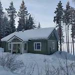 בקתה Jaenisvaara Kolinkylä