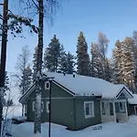 Jaenisvaara בקתה Kolinkylä