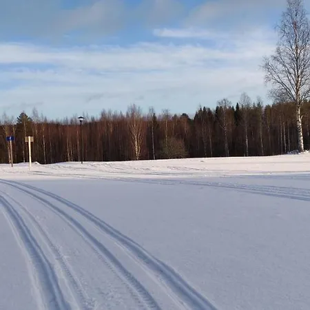 Jaenisvaara Chalet Kolinkylä