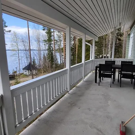 Jaenisvaara Chalet *
