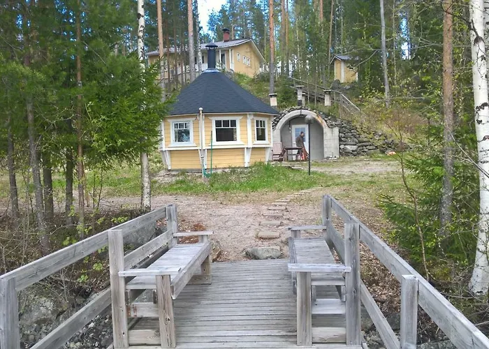Jaenisvaara Chalet Kolinkylä